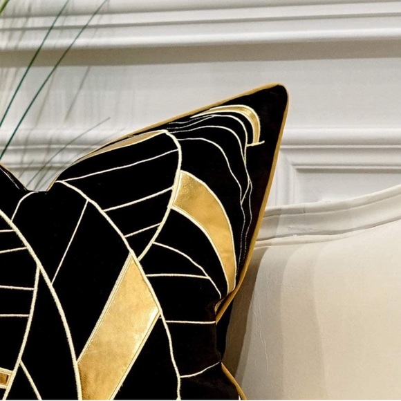 Luxury Home | Modern Black & Gold Abstract Soft Velvet Faux Leather Pillow Cover - Picture 2 of 6
